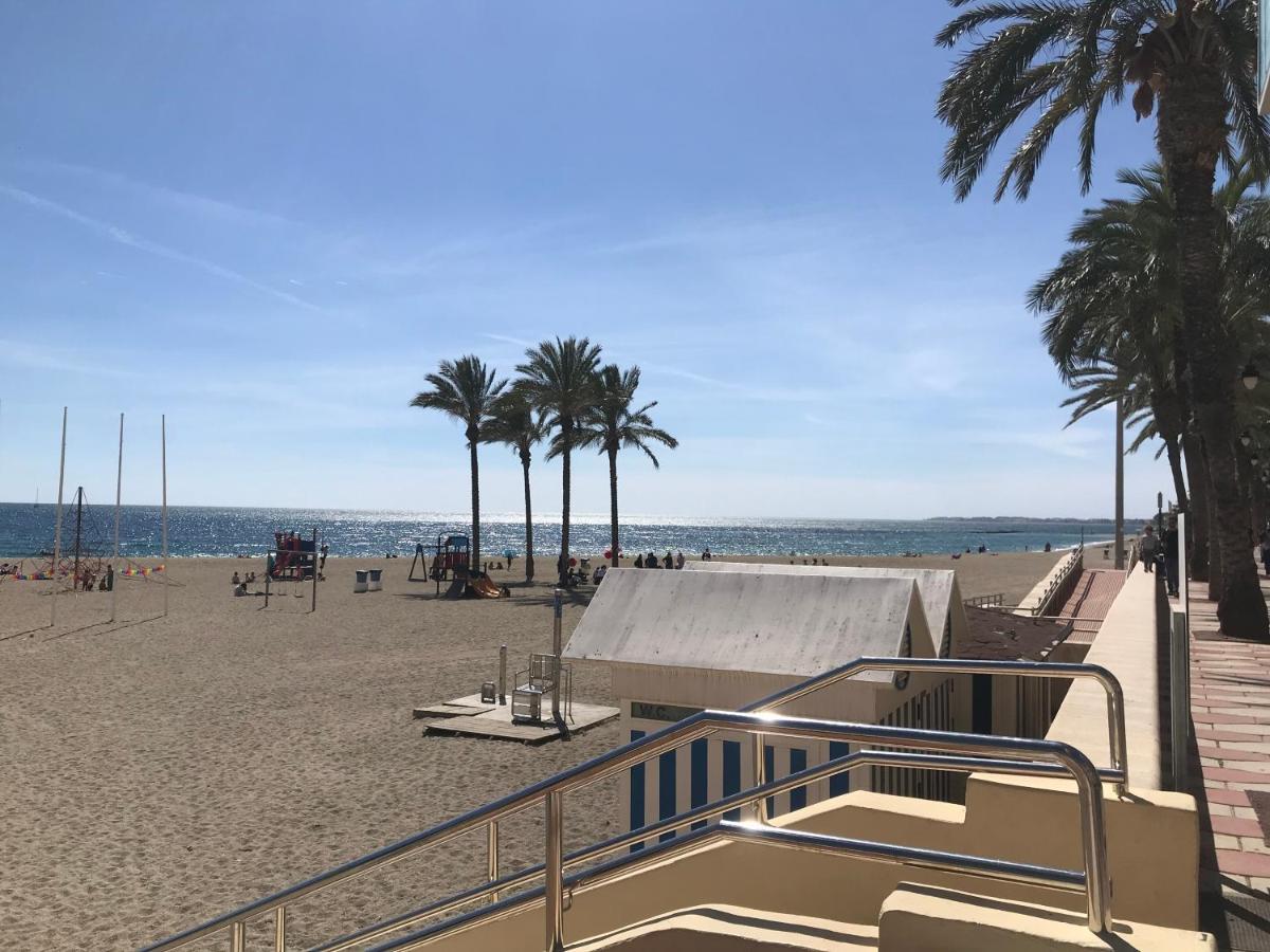 Acogedor Apartamento Recien Reformado En El Puerto Deportivo De Aguadulce 阿瓜杜尔塞 外观 照片