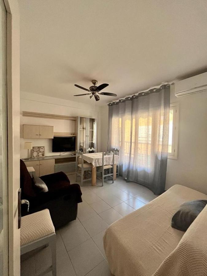 Acogedor Apartamento Recien Reformado En El Puerto Deportivo De Aguadulce 阿瓜杜尔塞 外观 照片